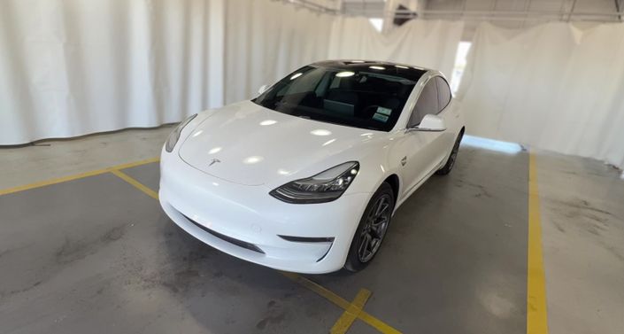 Thumbnail: 2019 Tesla Model 3 - 1