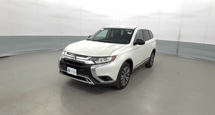 Thumbnail: 2020 Mitsubishi Outlander - 1