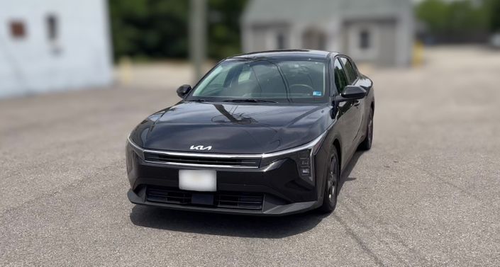 Thumbnail: 2025 Kia K4 - 1