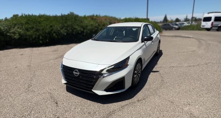 Thumbnail: 2025 Nissan Altima - 1