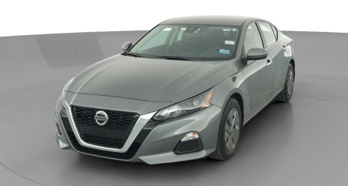 Thumbnail: 2022 Nissan Altima - 1