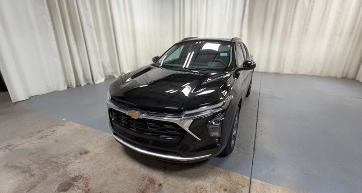 Thumbnail: 2025 Chevrolet Trax - 1