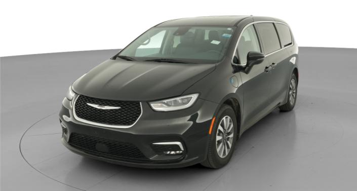 Thumbnail: 2023 Chrysler Pacifica - 1