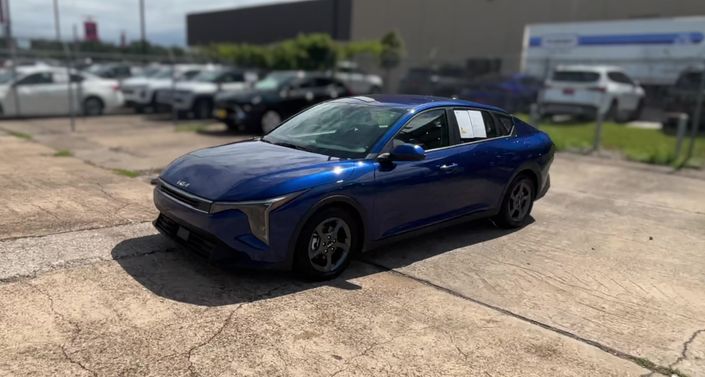 Thumbnail: 2025 Kia K4 - 1