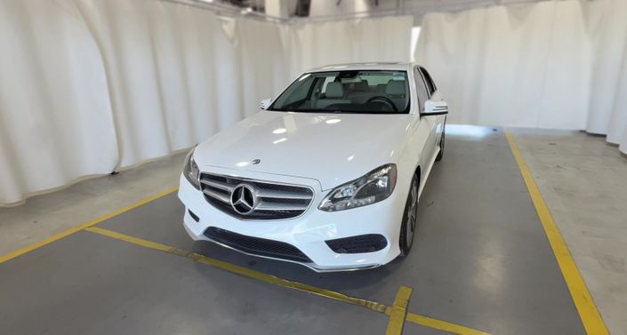 Thumbnail: 2015 Mercedes-Benz E-Class - 1