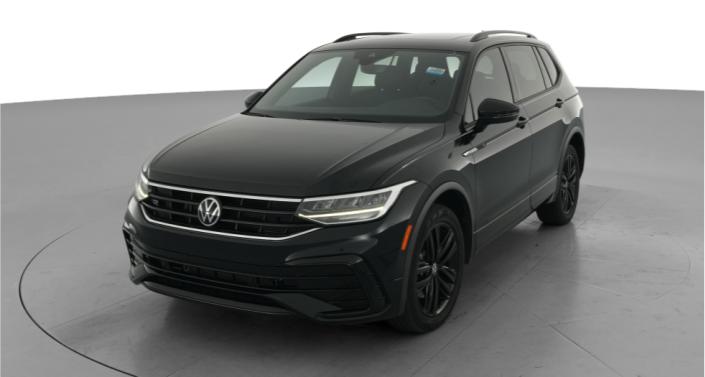 Thumbnail: 2022 Volkswagen Tiguan - 1