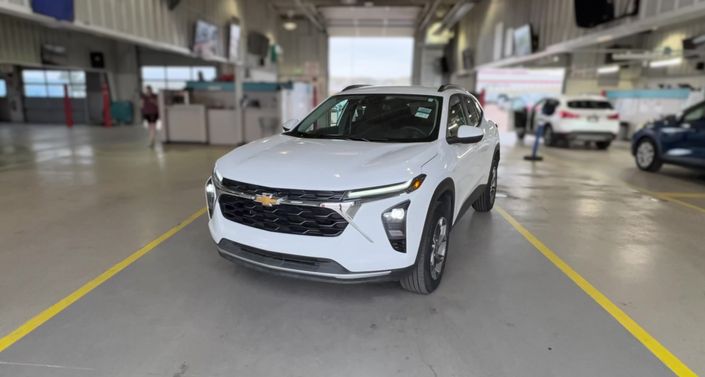 Thumbnail: 2025 Chevrolet Trax - 1
