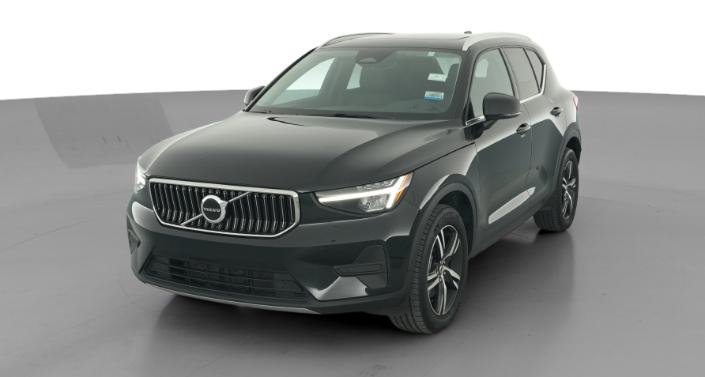 Thumbnail: 2025 Volvo XC40 - 1