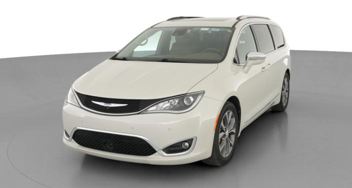 Thumbnail: 2017 Chrysler Pacifica - 1