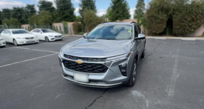Thumbnail: 2025 Chevrolet Trax - 1