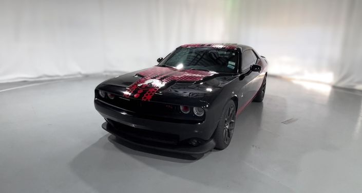 Thumbnail: 2016 Dodge Challenger - 1