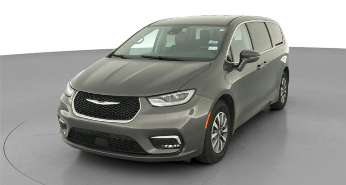 Thumbnail: 2022 Chrysler Pacifica - 1