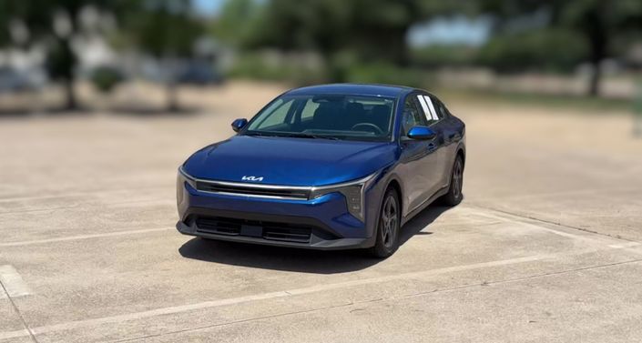 Thumbnail: 2025 Kia K4 - 1