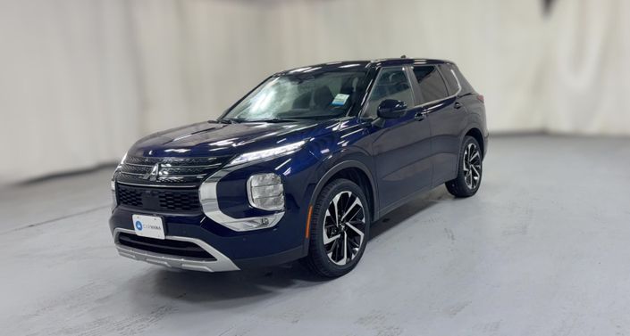 Thumbnail: 2023 Mitsubishi Outlander - 1