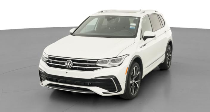 Thumbnail: 2022 Volkswagen Tiguan - 1