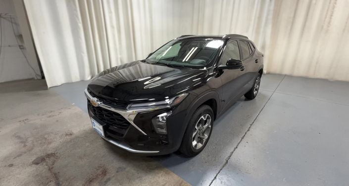 Thumbnail: 2025 Chevrolet Trax - 1