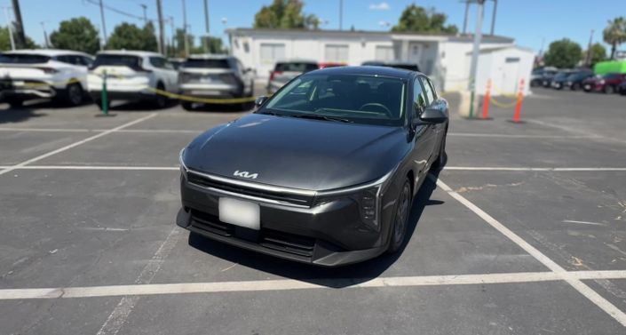 Thumbnail: 2025 Kia K4 - 1