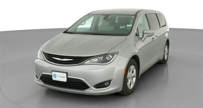 Thumbnail: 2017 Chrysler Pacifica - 1
