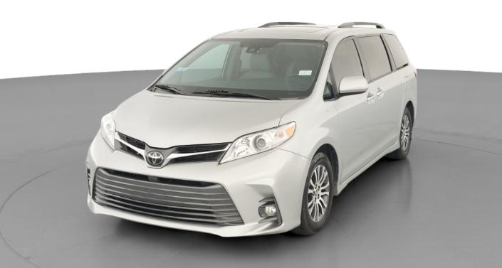 Thumbnail: 2020 Toyota Sienna - 1