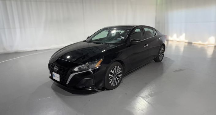 Thumbnail: 2024 Nissan Altima - 1