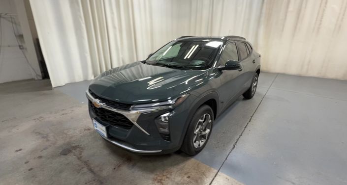 Thumbnail: 2025 Chevrolet Trax - 1