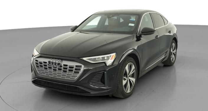 Thumbnail: 2024 Audi Q8 e-tron - 1