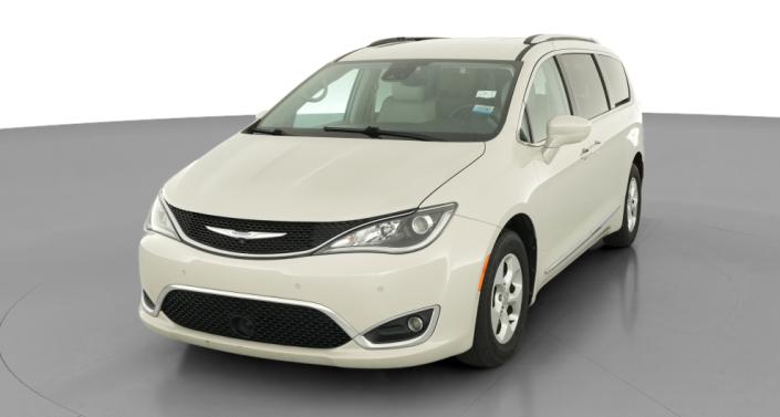 Thumbnail: 2017 Chrysler Pacifica - 1