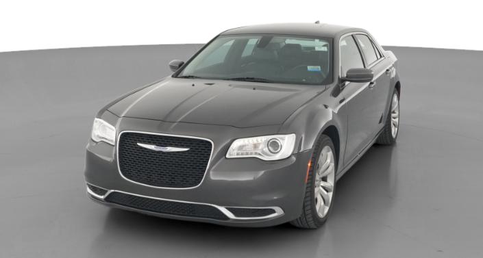 Thumbnail: 2018 Chrysler 300 - 1