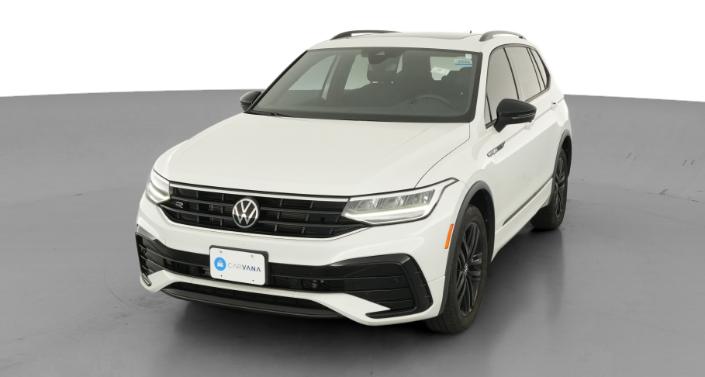 Thumbnail: 2022 Volkswagen Tiguan - 1