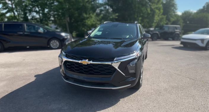 Thumbnail: 2025 Chevrolet Trax - 1