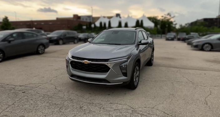 Thumbnail: 2025 Chevrolet Trax - 1