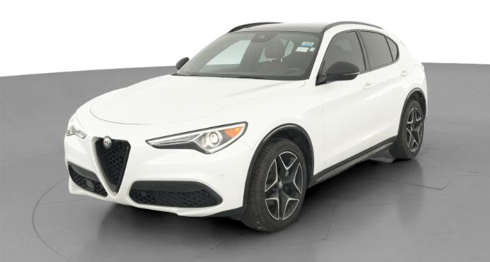 Thumbnail: 2020 Alfa Romeo Stelvio - 1
