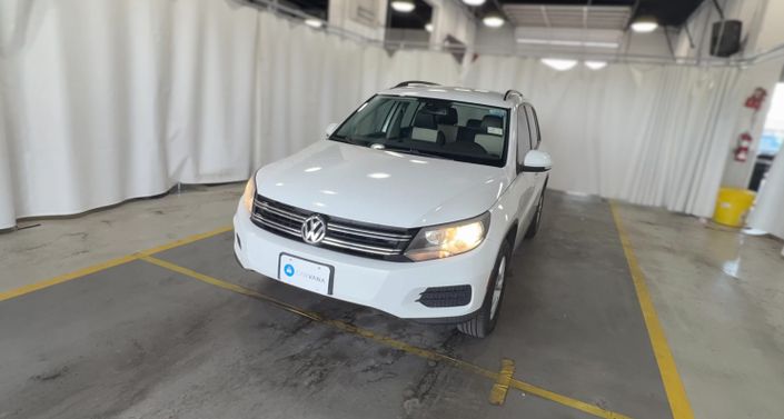 Thumbnail: 2017 Volkswagen Tiguan - 1