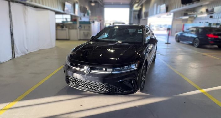 Thumbnail: 2025 Volkswagen Jetta - 1