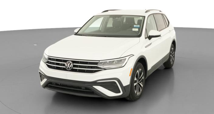 Thumbnail: 2023 Volkswagen Tiguan - 1