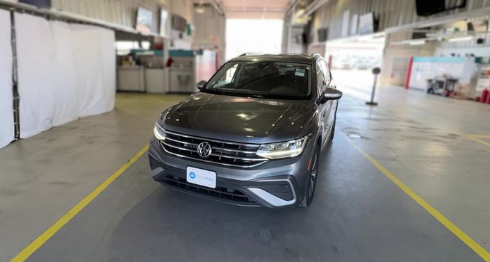 Thumbnail: 2024 Volkswagen Tiguan - 1