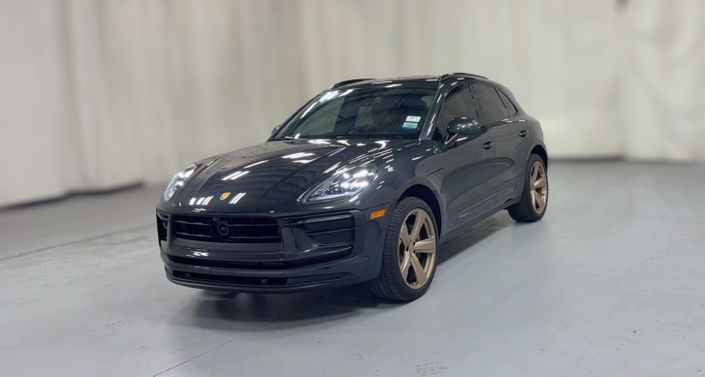 Thumbnail: 2024 Porsche Macan - 1