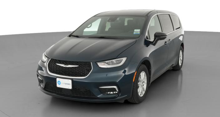 Thumbnail: 2025 Chrysler Pacifica - 1