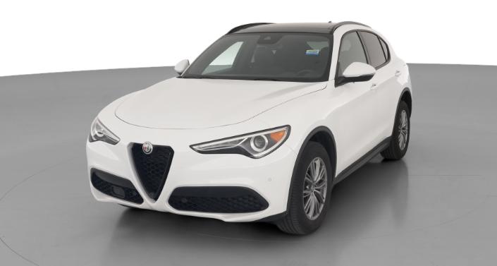 Thumbnail: 2023 Alfa Romeo Stelvio - 1