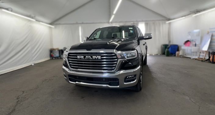 Thumbnail: 2025 RAM 1500 - 1