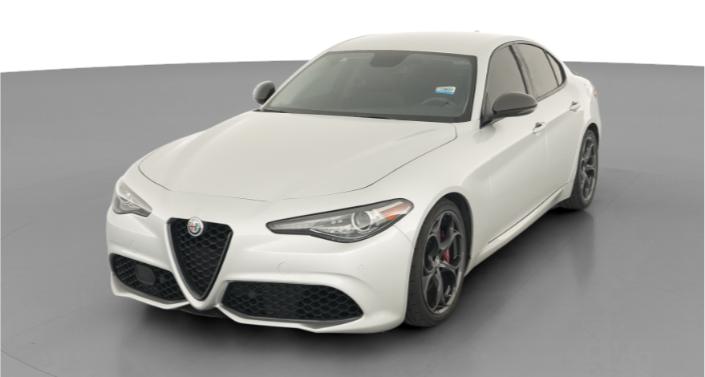 Thumbnail: 2019 Alfa Romeo Giulia - 1