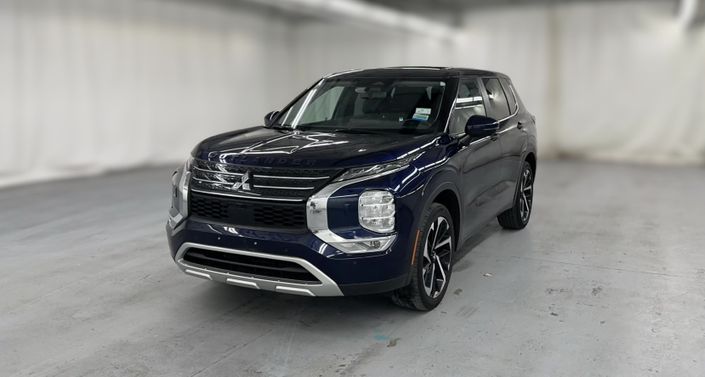 Thumbnail: 2023 Mitsubishi Outlander - 1