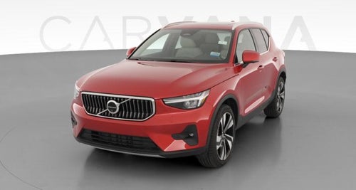 2025 Volvo XC40