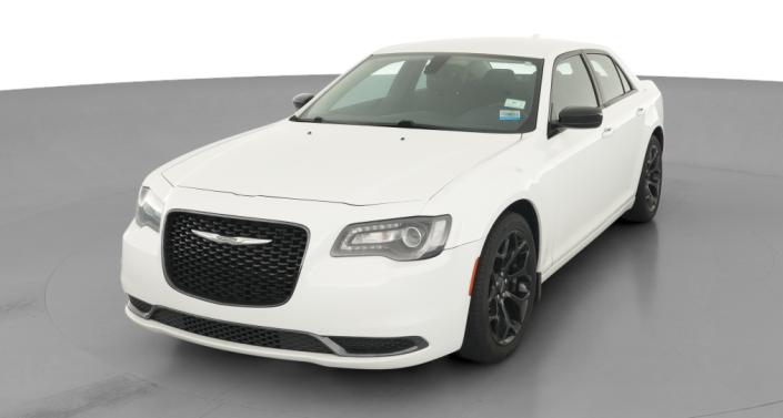 Thumbnail: 2019 Chrysler 300 - 1
