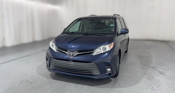 Thumbnail: 2018 Toyota Sienna - 1