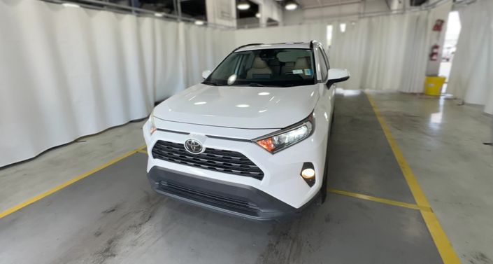 Thumbnail: 2019 Toyota RAV4 - 1