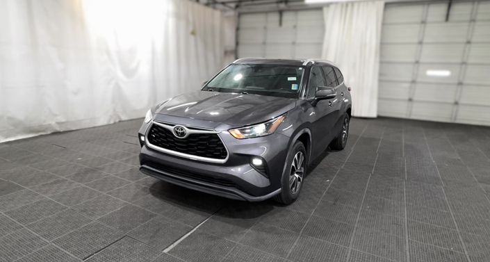 Thumbnail: 2022 Toyota Highlander - 1