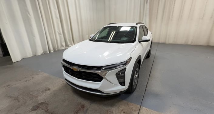 Thumbnail: 2025 Chevrolet Trax - 1