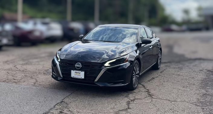 Thumbnail: 2025 Nissan Altima - 1