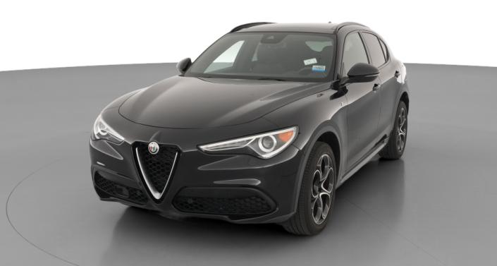 Thumbnail: 2023 Alfa Romeo Stelvio - 1